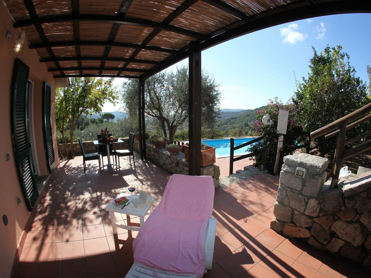 Residence Le Solane Marina di Campo Bilik gambar